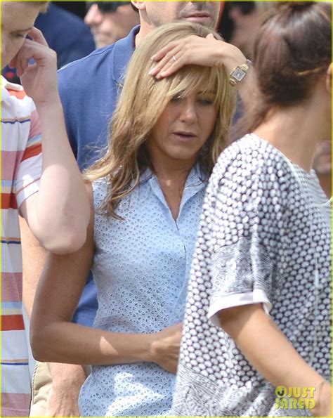 jennifer anniston leaked|Jennifer Aniston Flashes Nipples in Were the Millers BTS Pic